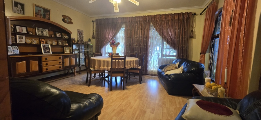 3 Bedroom Property for Sale in Bernadino Heights Western Cape